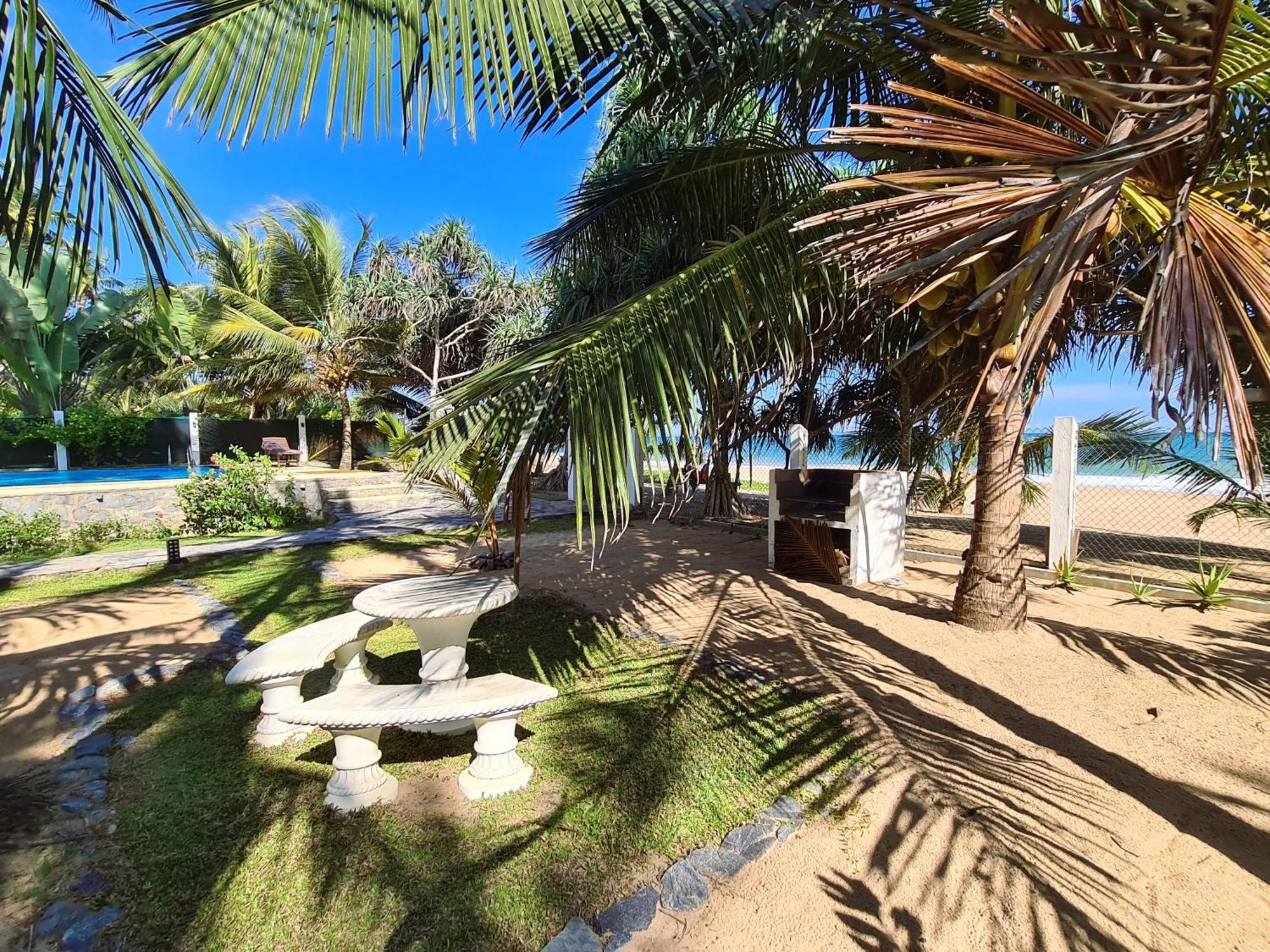 Villa Czech House Tangalle Esterno foto